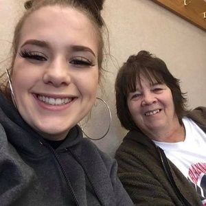 Meet your Posher, Alexis